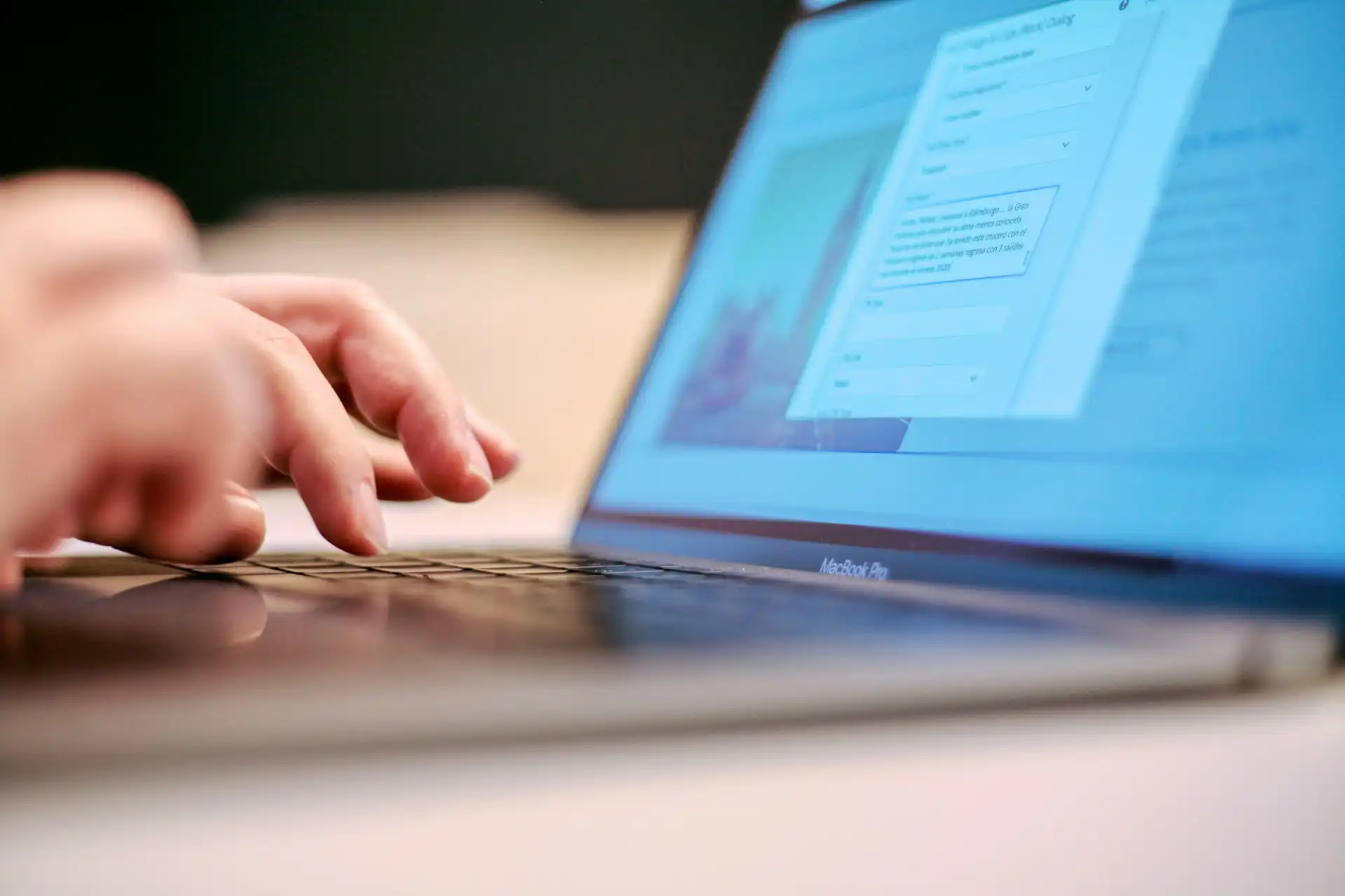 Как да поръчаме поддръжка на уеб сайт от ВОДА НА МАРС?