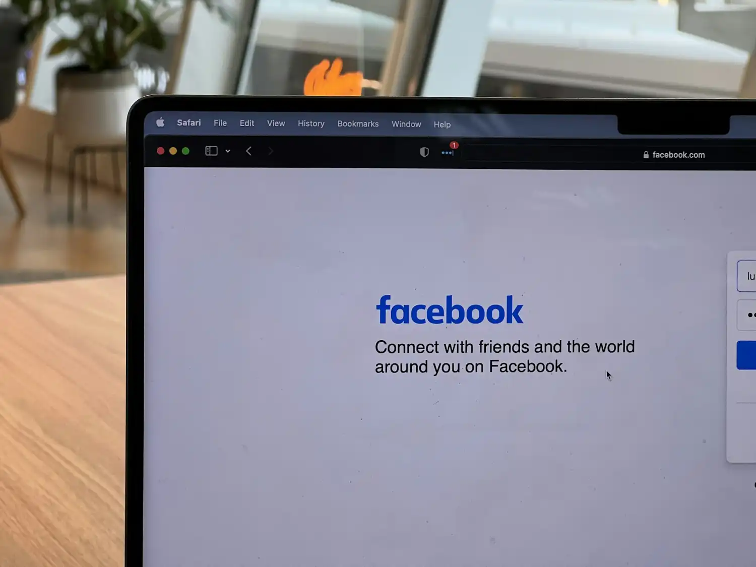 Има ли програма за възстановяване на профил във Facebook?